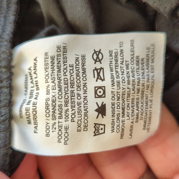 Nike Dri Fit Black Womens Medium sweatpants joggers zipper leg, zipper pockets - Picture 7 of 8